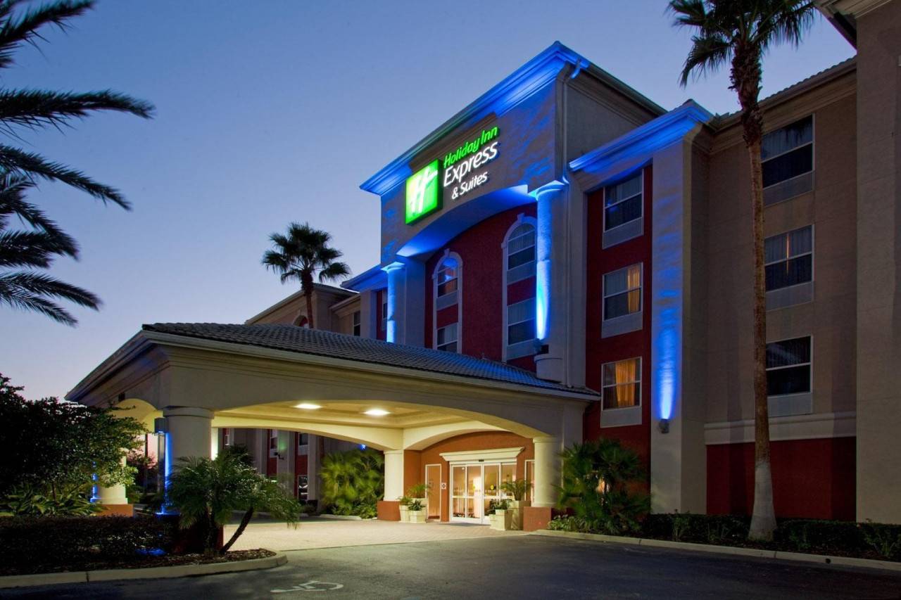 Holiday Inn Express Orlando Airport